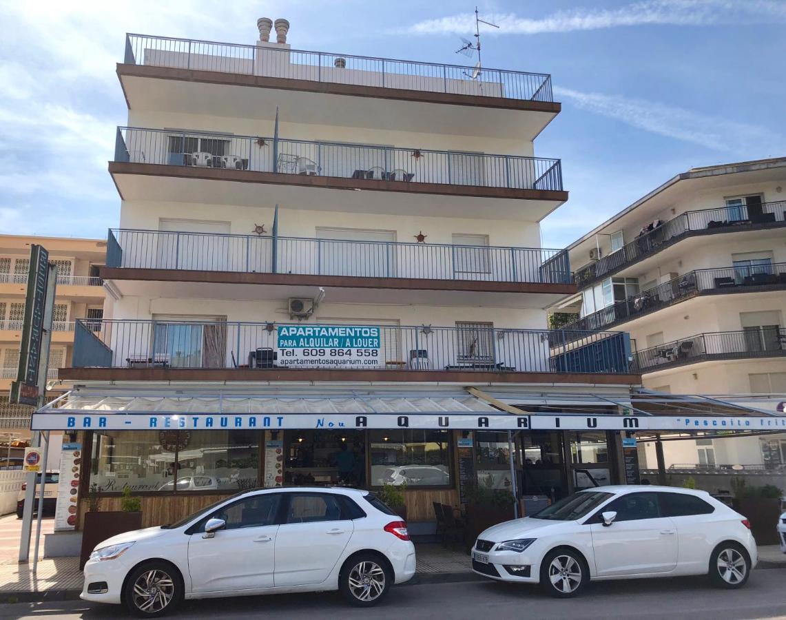 רוזס Apartamentos Aquarium. 150 Metros Playa. מראה חיצוני תמונה
